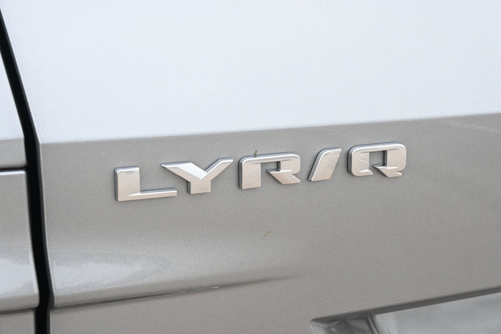 Used 2025 Cadillac Lyriq Luxury RWD image 21