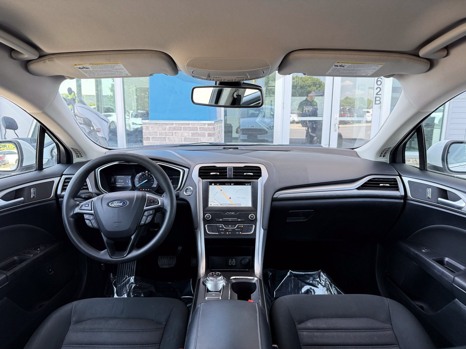Used 2019 Ford Fusion SE FWD image 20