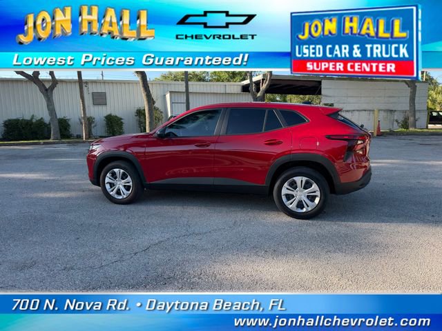 Used 2026 Chevrolet Trax LS FWD image 5