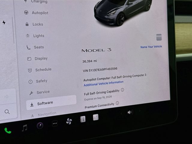 Used 2023 Tesla Model 3 Standard Range RWD image 11