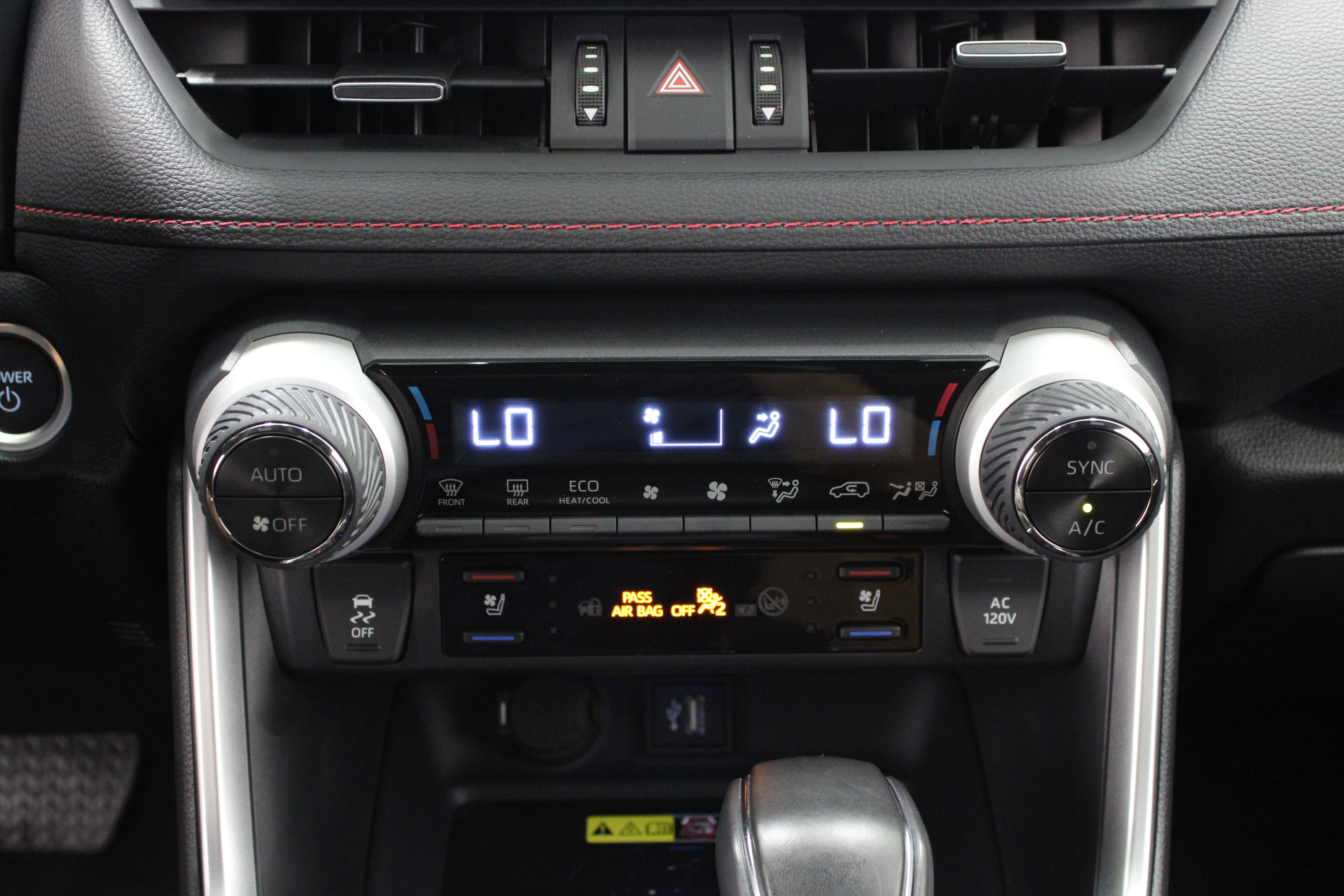 Used 2024 Toyota RAV4 XSE w/ Premium Package AWD/4WD image 20