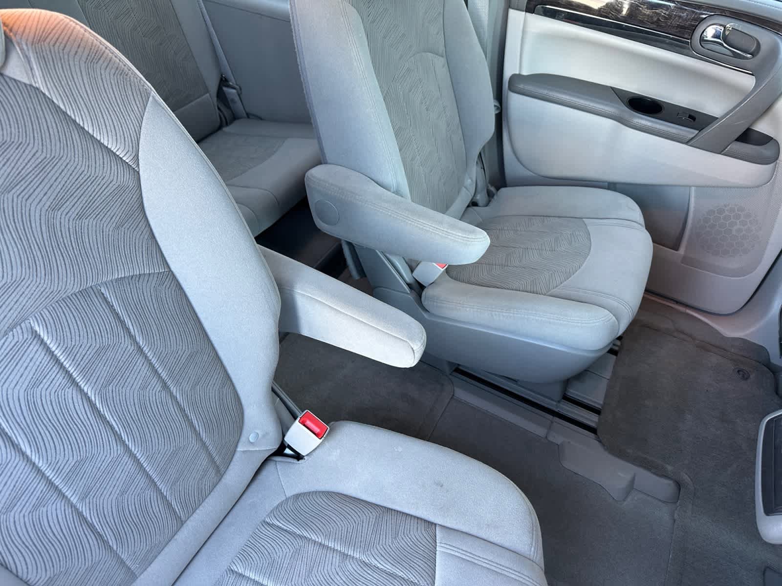 Used 2016 Buick Enclave Convenience FWD image 18