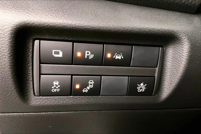 New 2025 Nissan Kicks Play S image 27