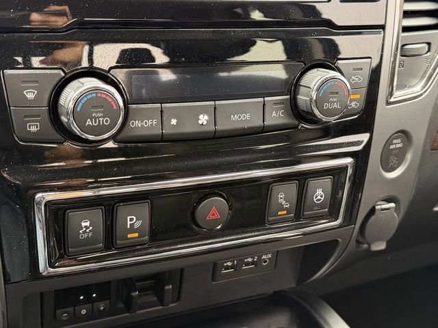 Used 2019 Nissan Titan Platinum Reserve w/ Platinum Utility Package image 7