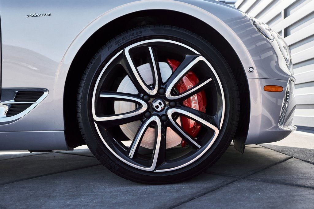 Used 2023 Bentley Continental GT Azure image 21