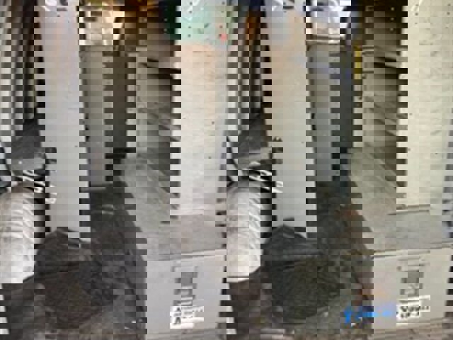 Used 2014 Chevrolet Express 2500 image 8