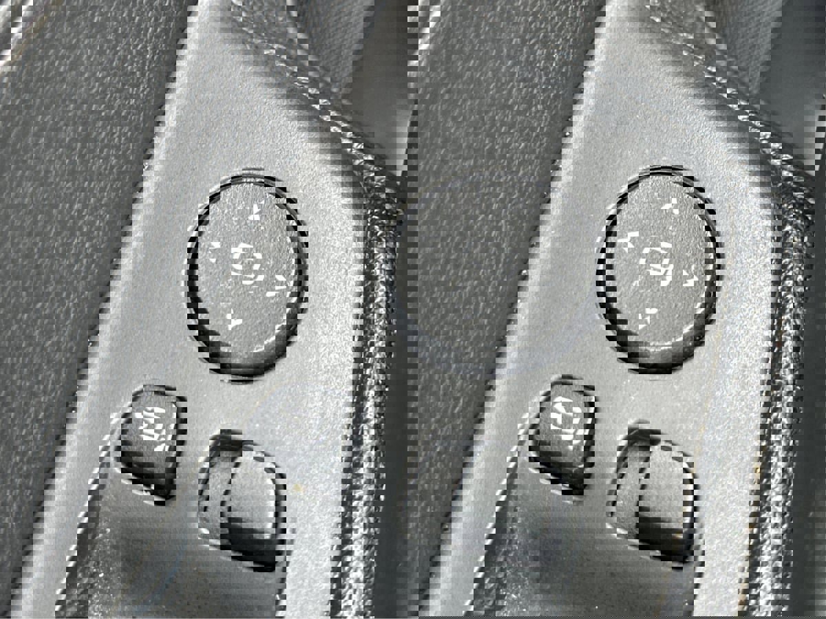 Used 2018 BMW 530i xDrive image 37