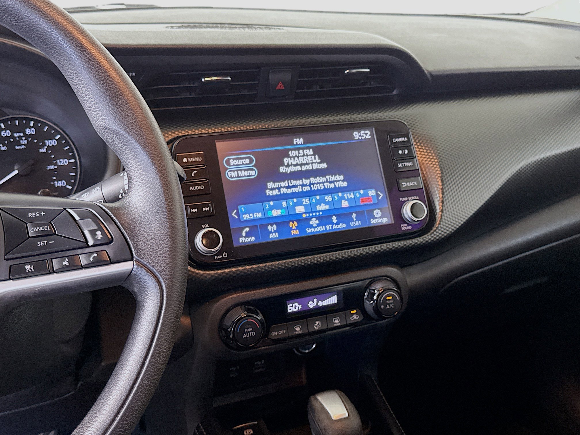 Used 2021 Nissan Kicks SV image 18