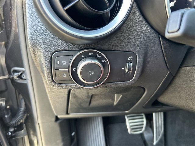 Used 2024 Alfa Romeo Stelvio Veloce image 17