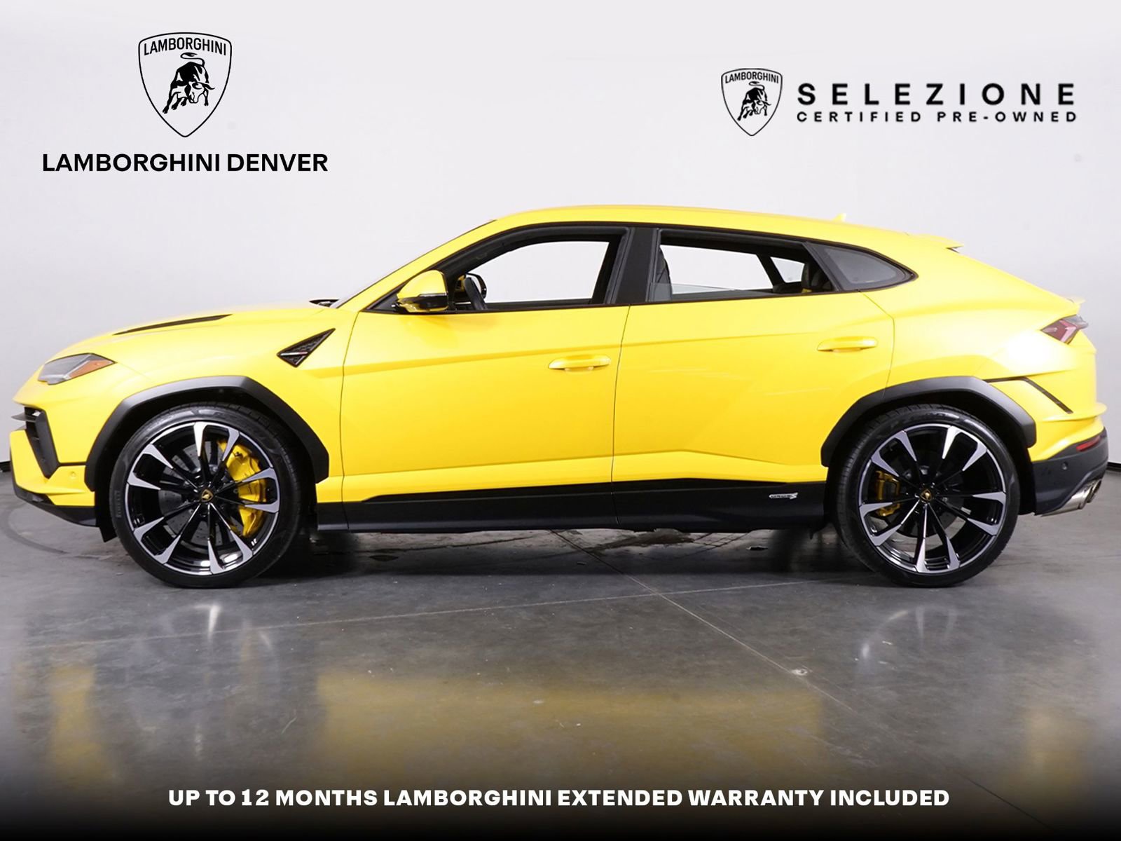 Used 2023 Lamborghini Urus S image 2