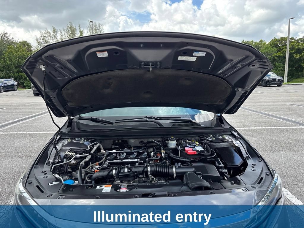 Used 2018 Honda Accord EX image 13