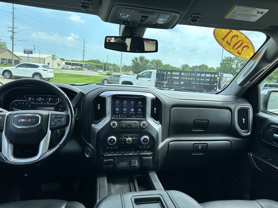 Used 2021 GMC Sierra 1500 SLT w/ SLT Premium Plus Package AWD/4WD image 15