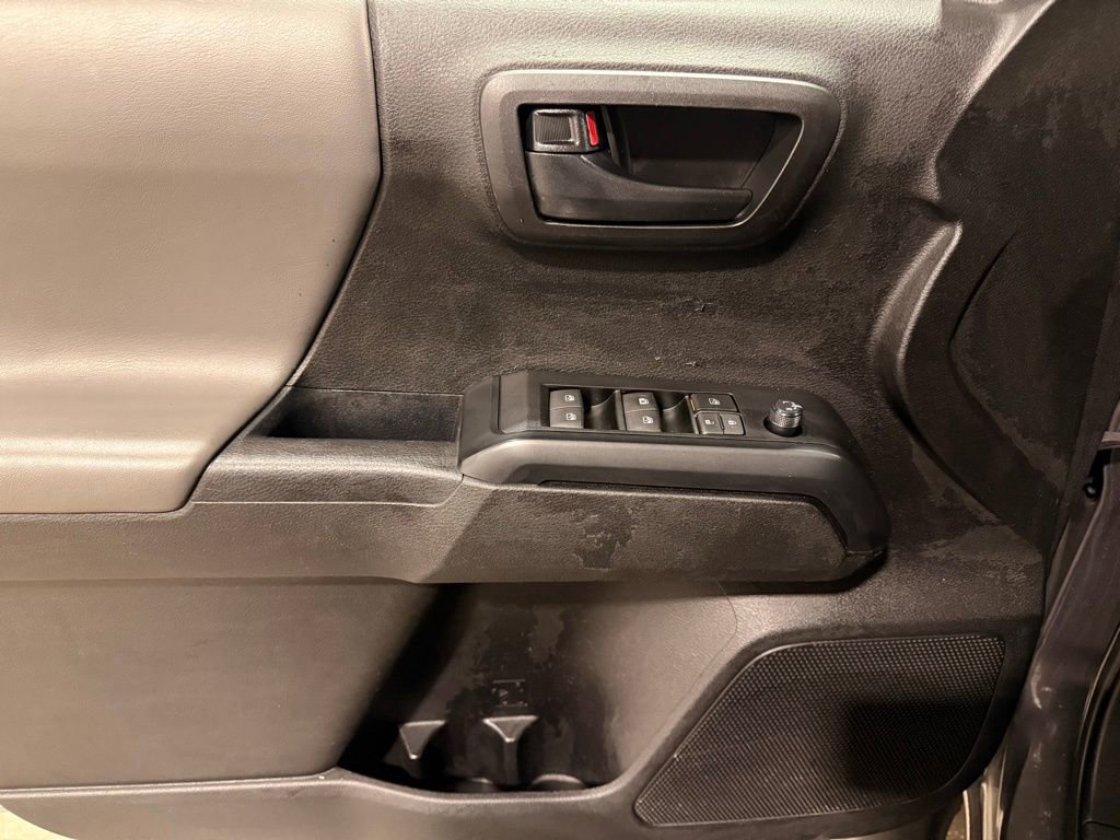 Used 2021 Toyota Tacoma SR w/ SR Convenience Package image 14