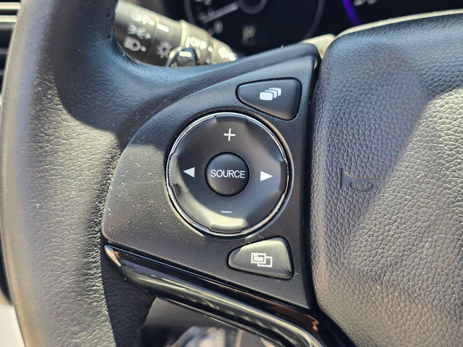 Used 2019 Honda HR-V Sport image 30