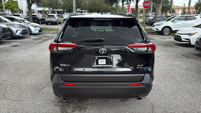 Used 2025 Toyota RAV4 XLE w/ Convenience Package AWD/4WD image 6
