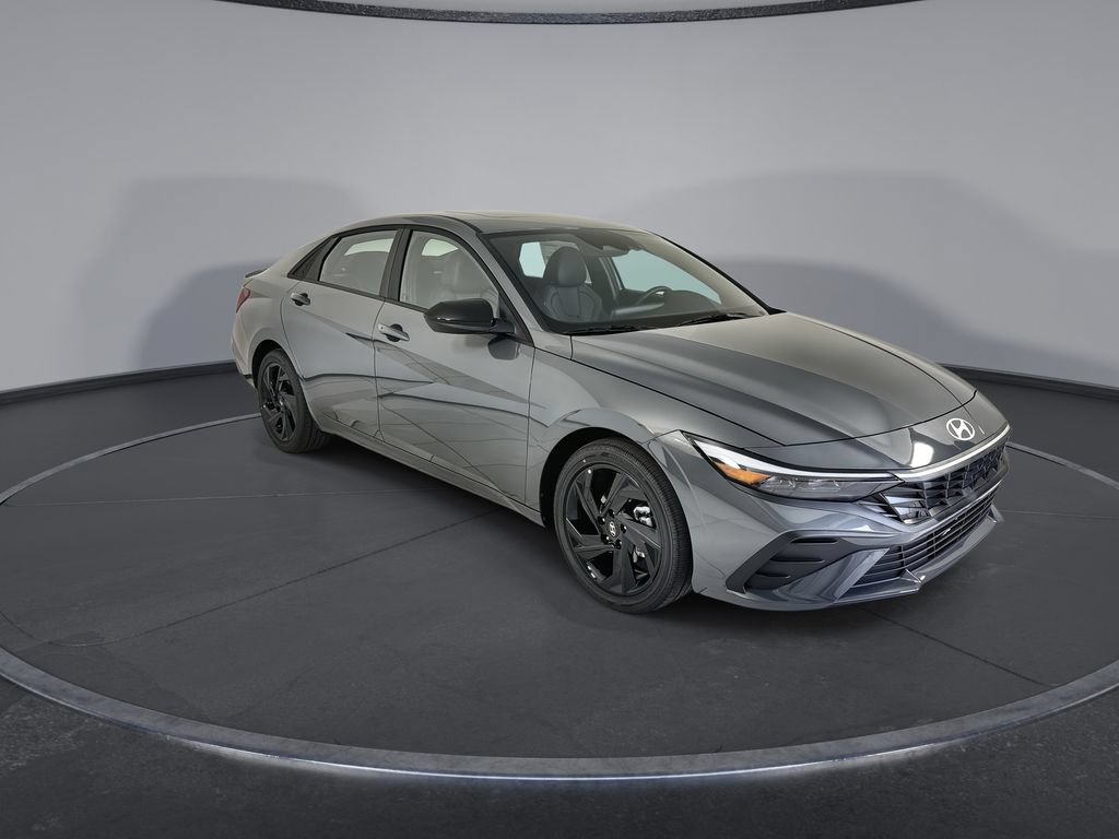 New 2026 Hyundai Elantra SEL Sport FWD video 2