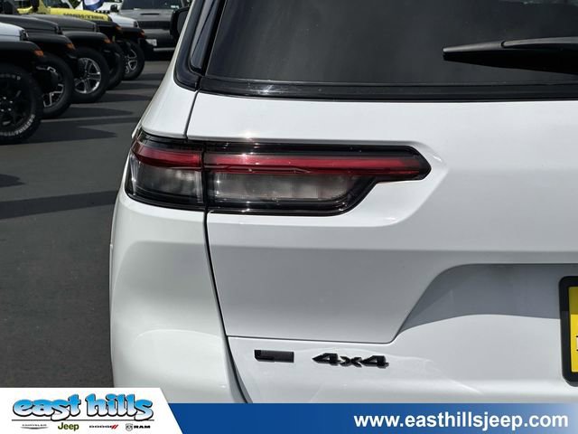 Certified 2023 Jeep Grand Cherokee L Laredo AWD/4WD image 12