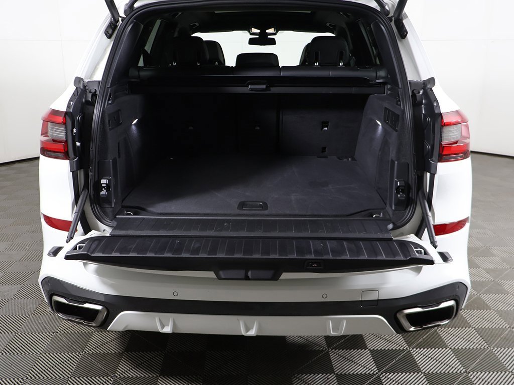 Used 2023 BMW X5 M50i w/ Executive Package image 20