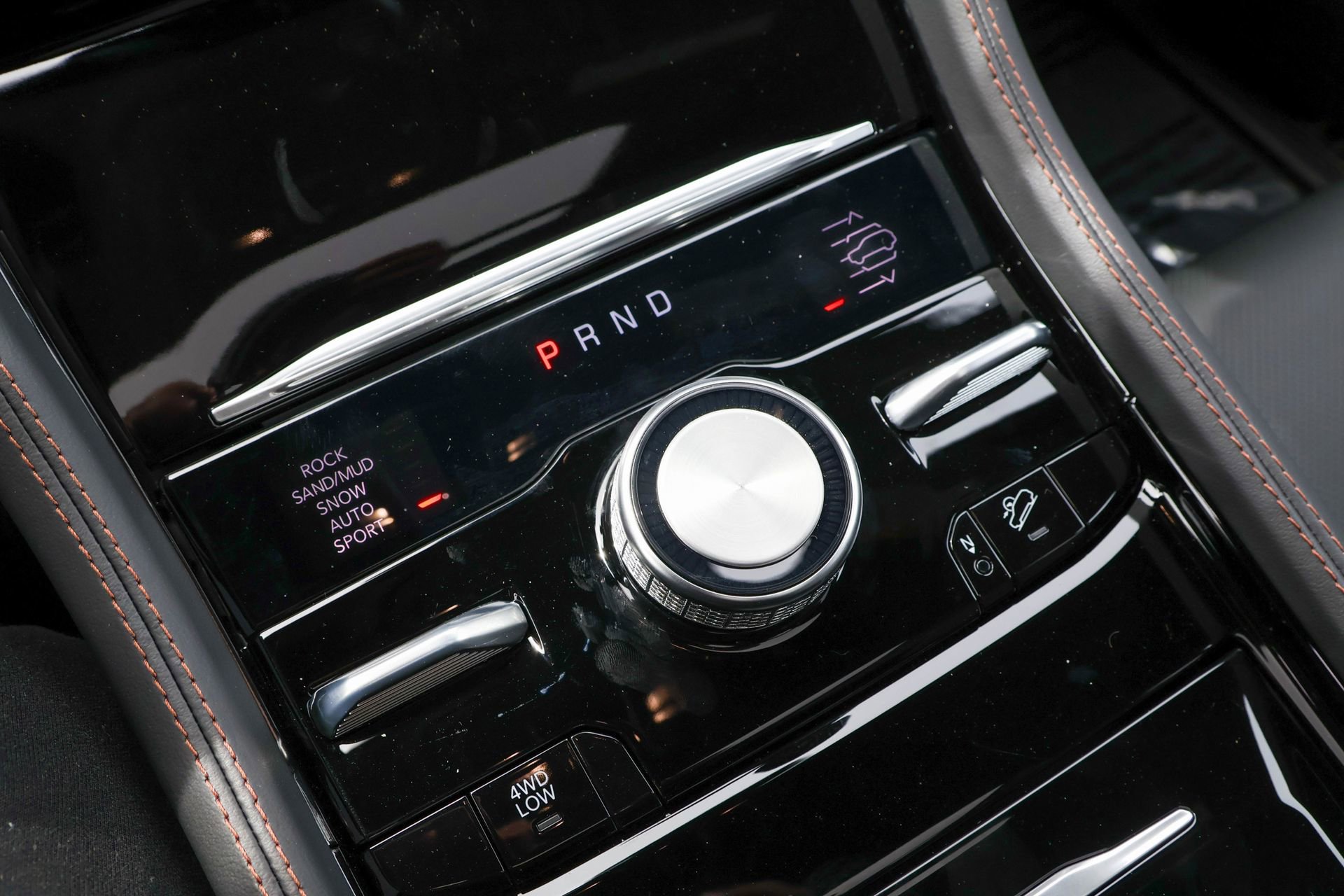 New 2026 Jeep Grand Cherokee Summit AWD/4WD image 22