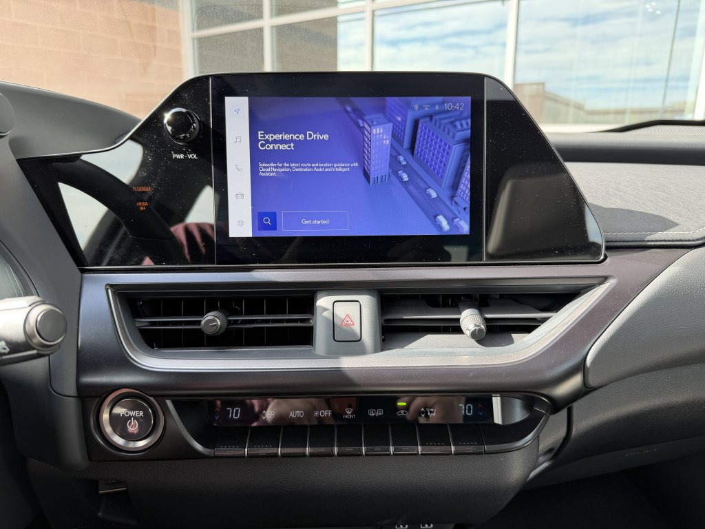 Used 2024 Lexus UX 250h FWD image 19