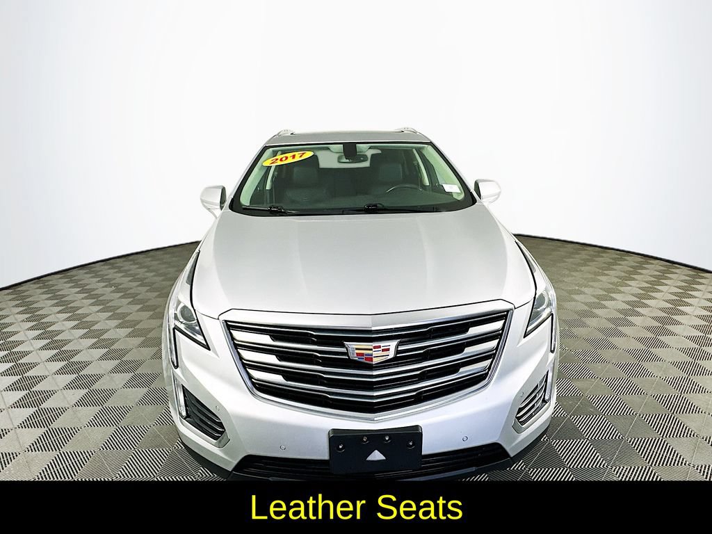 Used 2017 Cadillac XT5 Luxury FWD image 4