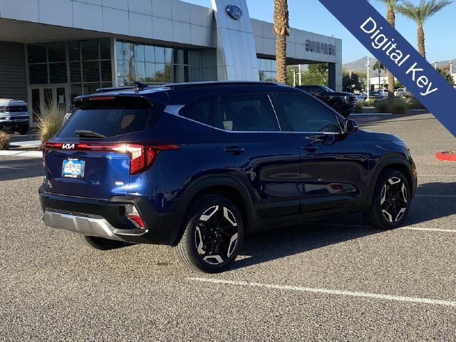 Used 2024 Kia Seltos SX w/ SX Sunroof Package AWD/4WD image 7