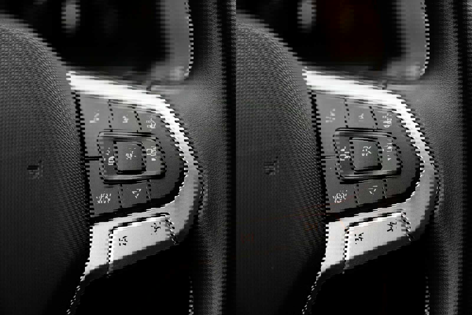 Used 2025 Volkswagen Atlas SE image 21