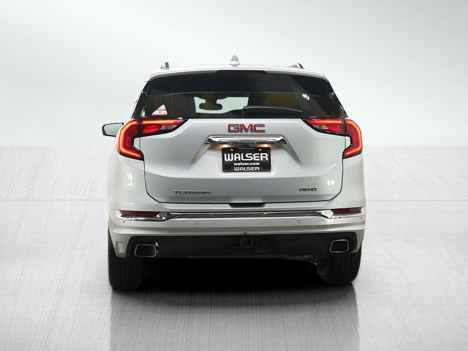 Used 2020 GMC Terrain Denali w/ GMC Pro Grade Package image 4