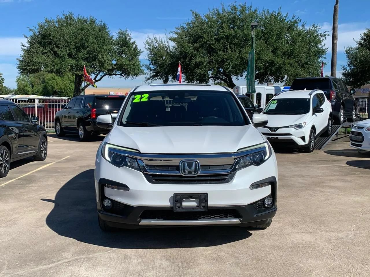Used 2022 Honda Pilot EX-L image 2