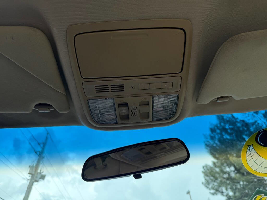 Used 2011 Honda Accord EX-L image 16