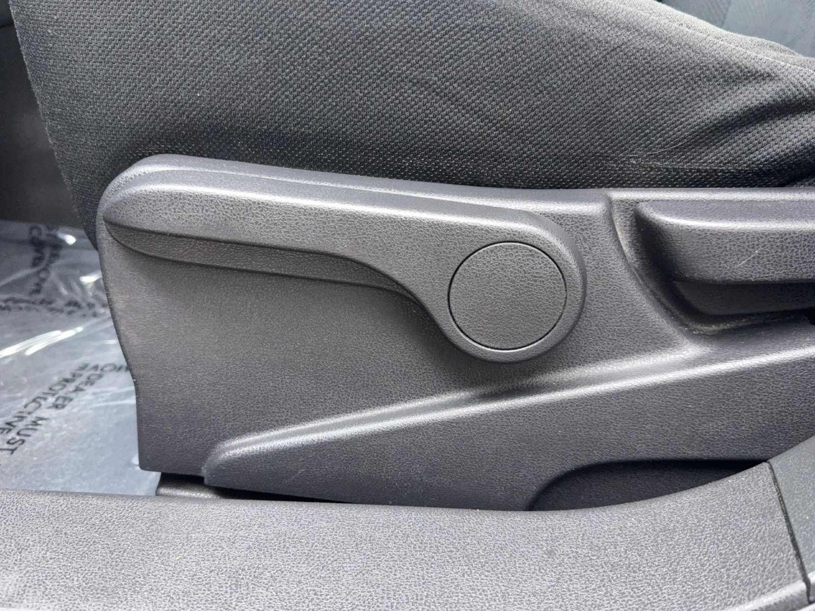 Used 2015 Nissan Rogue S FWD image 19