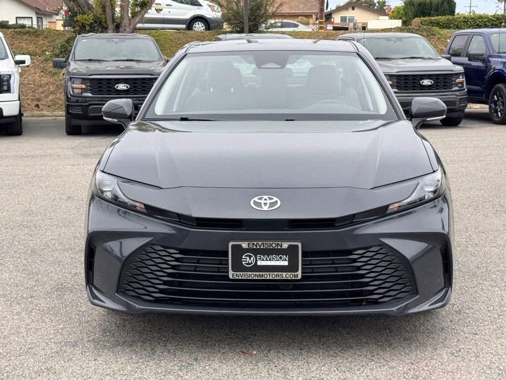 Used 2025 Toyota Camry LE image 6