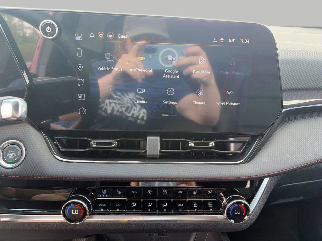 New 2026 Chevrolet Equinox RS w/ Convenience Package III FWD image 19
