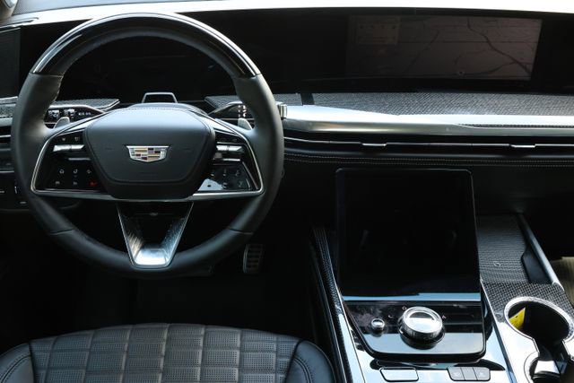Used 2025 Cadillac Escalade V w/ LPO, ONYX Package image 14