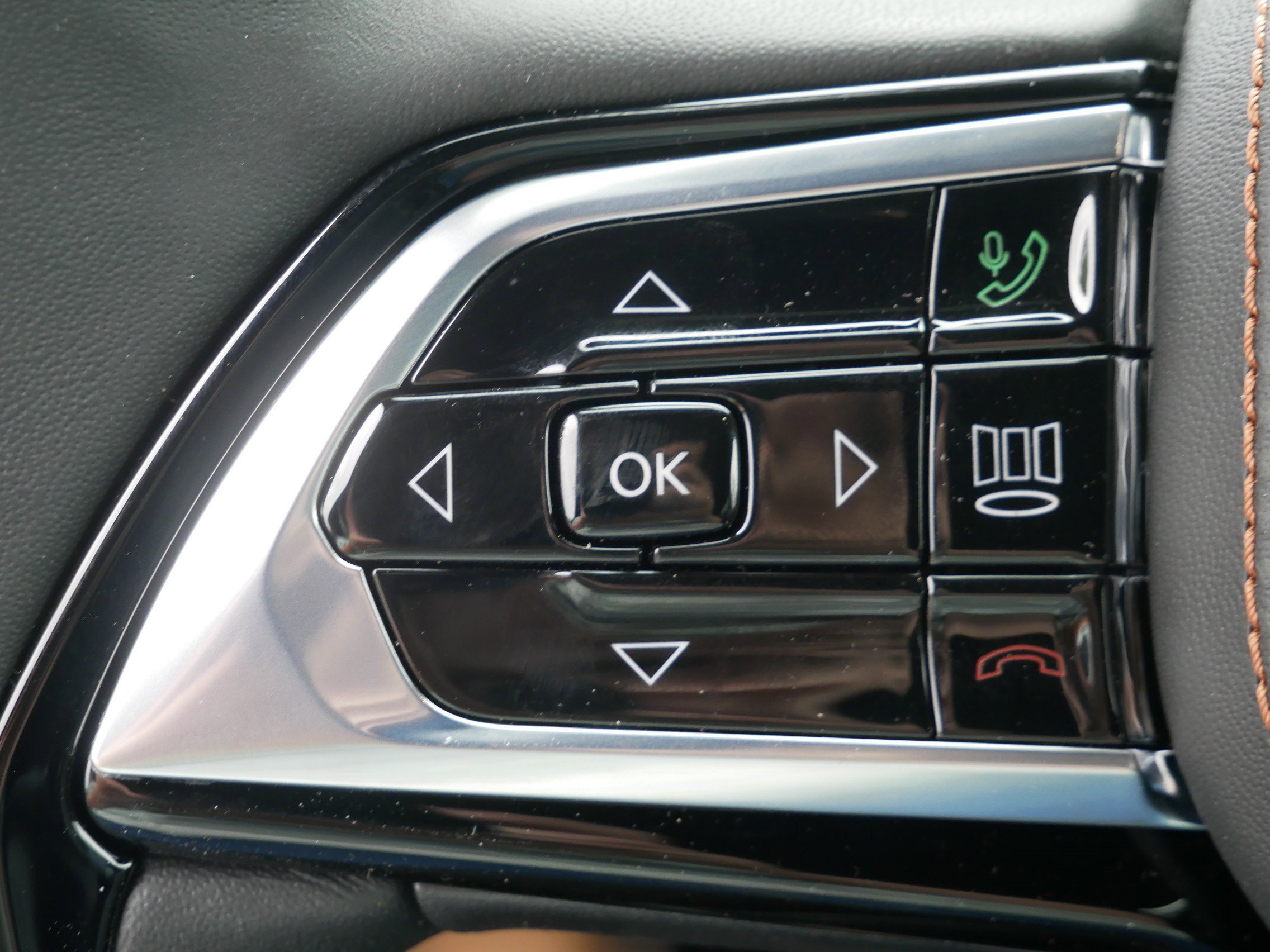 New 2026 Jeep Grand Cherokee Summit AWD/4WD image 15
