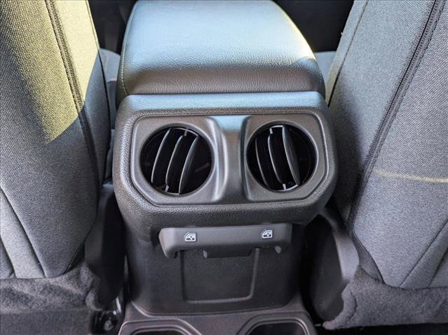 Used 2024 Jeep Wrangler Unlimited Sport AWD/4WD image 15