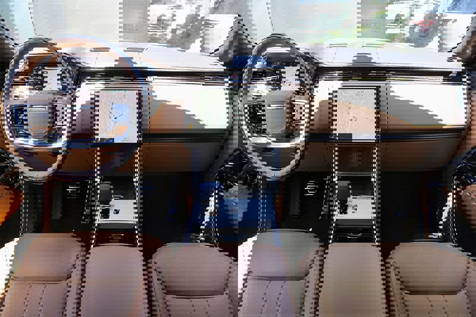 New 2025 Land Rover Range Rover Autobiography image 12