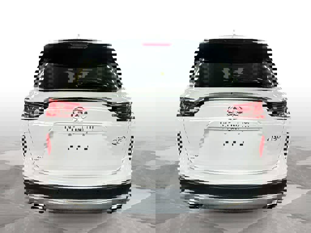 Used 2023 INFINITI QX50 Luxe image 7