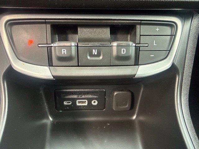 Used 2023 GMC Terrain SLT w/ Infotainment Package II AWD/4WD image 21