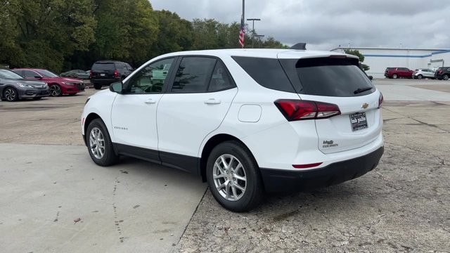 Certified 2024 Chevrolet Equinox LS w/ LS Convenience Package FWD image 8