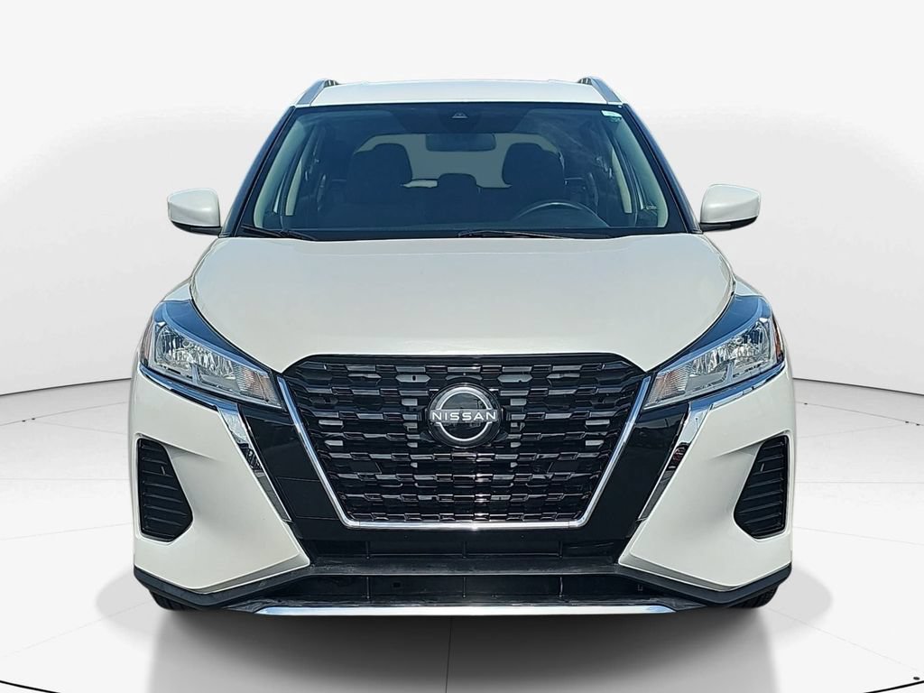 Used 2022 Nissan Kicks SV FWD image 12