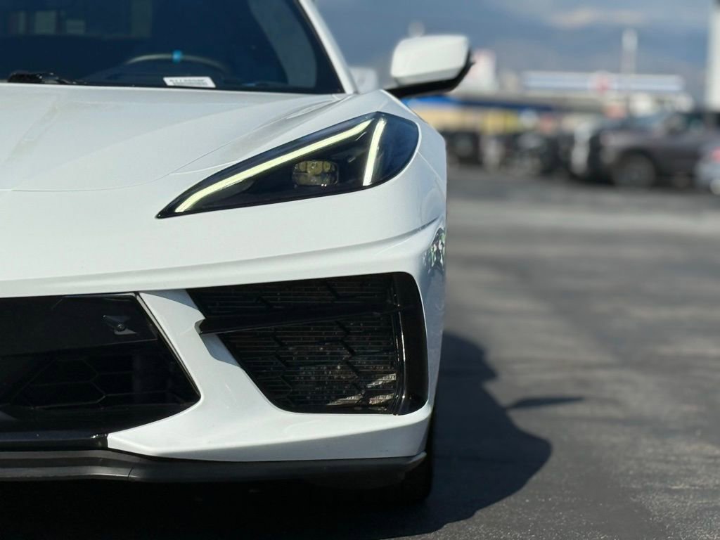 Used 2022 Chevrolet Corvette Stingray Premium Conv w/ Z51 Performance Package image 4