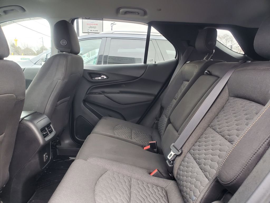 Used 2019 Chevrolet Equinox LT w/ Driver Convenience Package image 34