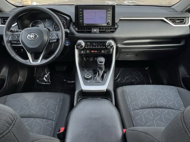 Used 2020 Toyota RAV4 XLE image 20