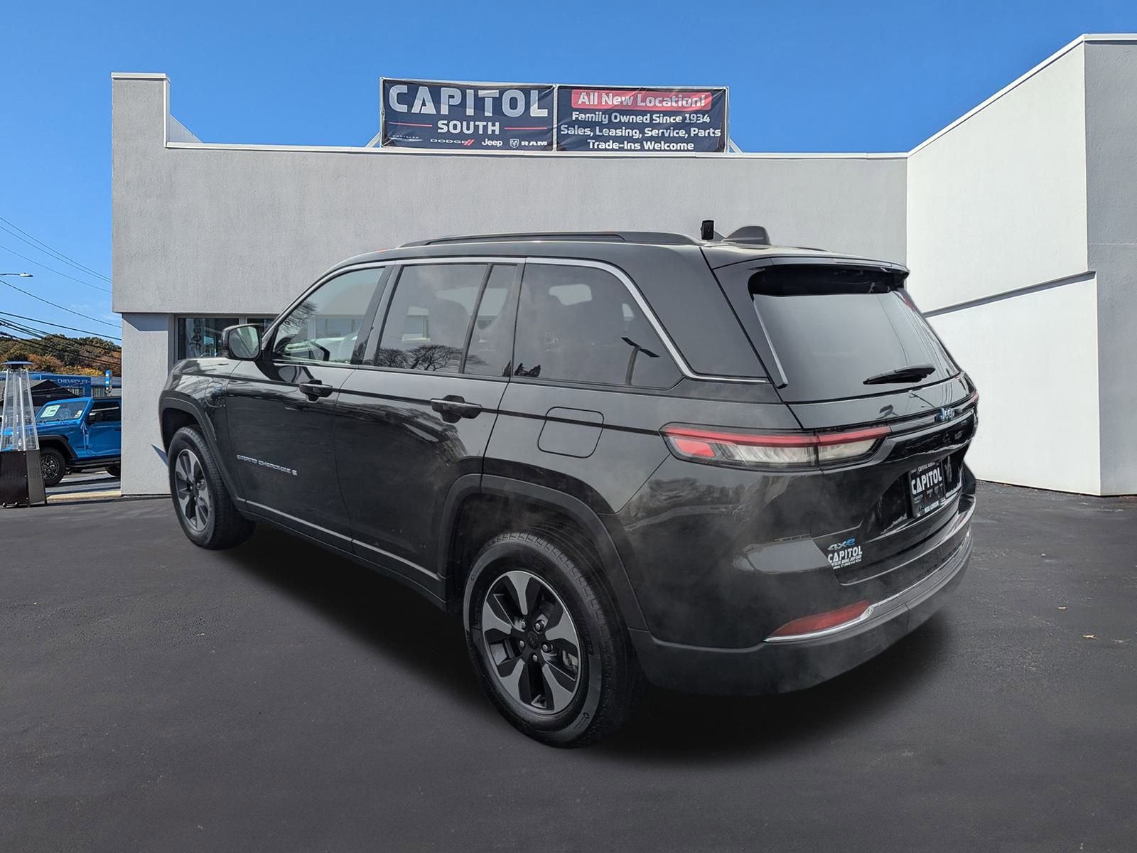 Used 2024 Jeep Grand Cherokee Limited 4xe w/ Trailer Tow Package image 5