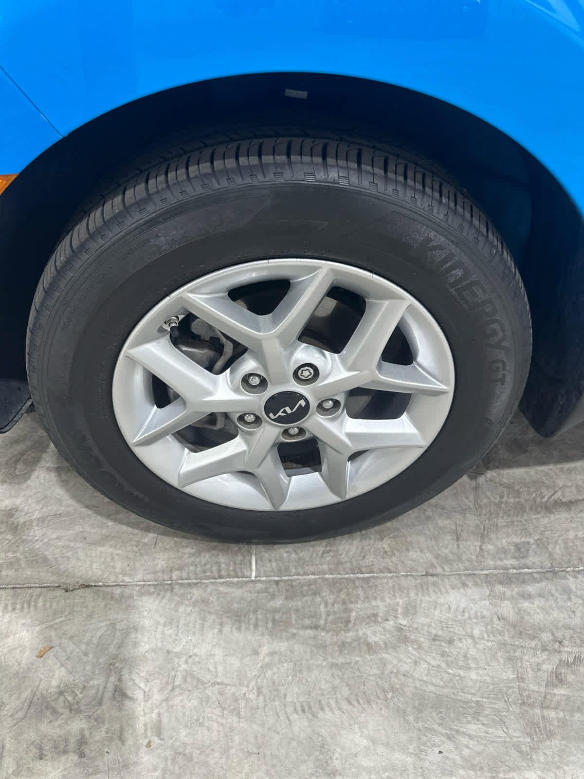 Used 2025 Kia Soul S FWD image 9