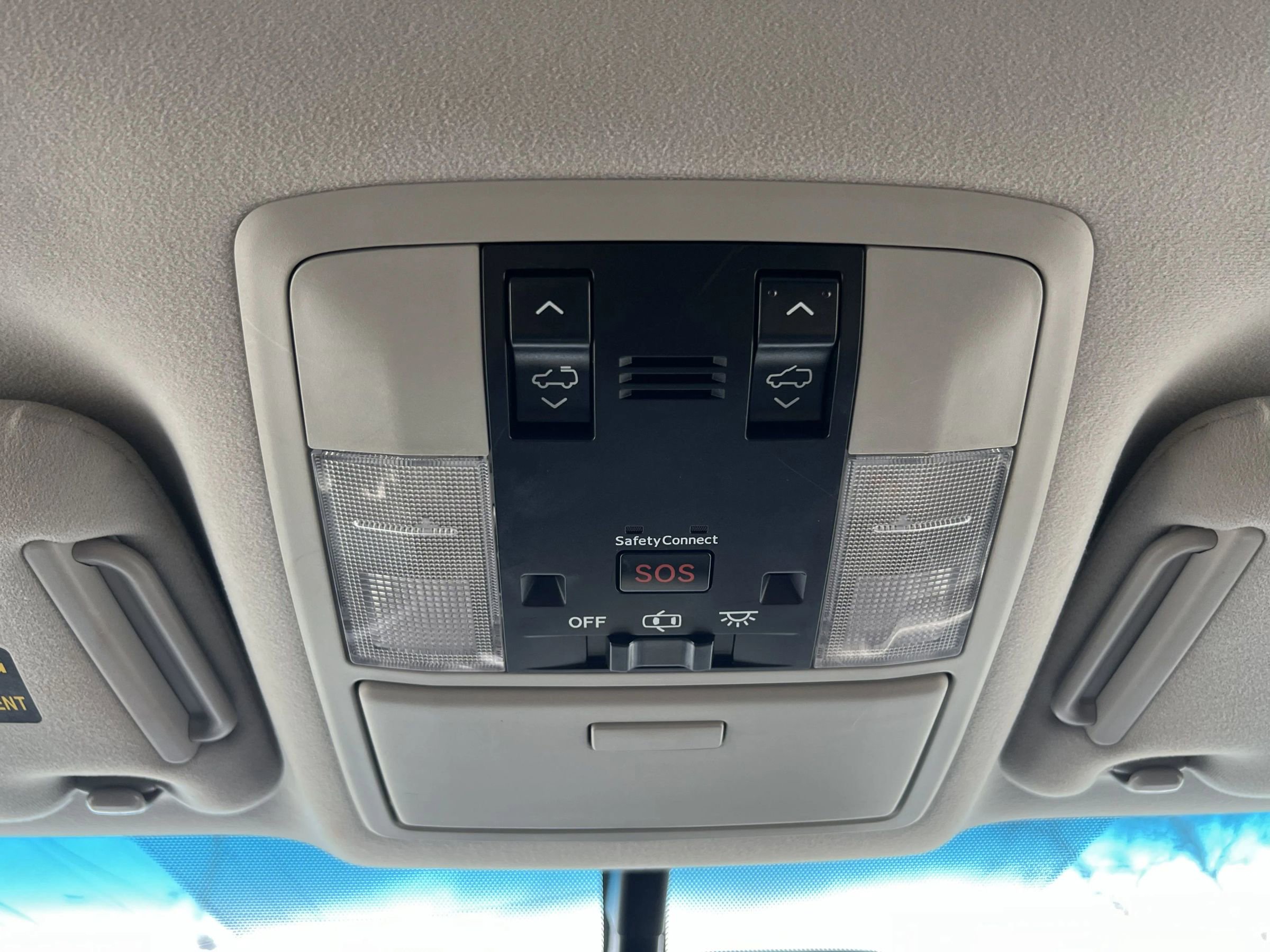 Used 2015 Lexus GX 460 image 17