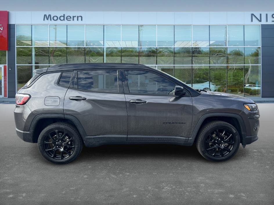 Used 2022 Jeep Compass Altitude image 4