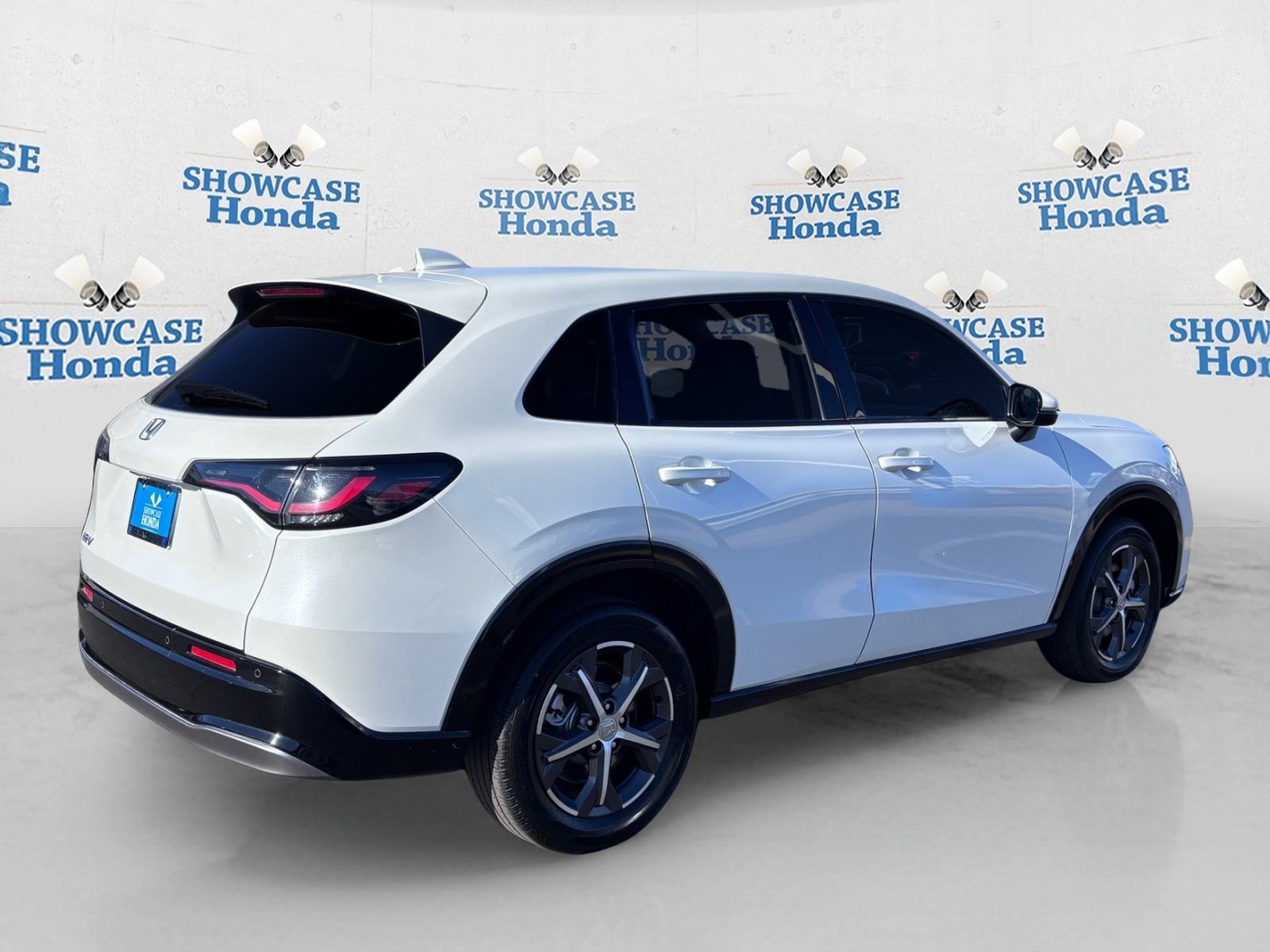 Certified 2024 Honda HR-V EX-L image 8