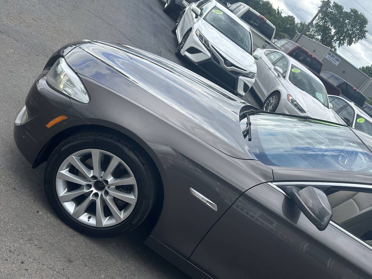 Used 2013 BMW 528i xDrive Sedan AWD/4WD image 3